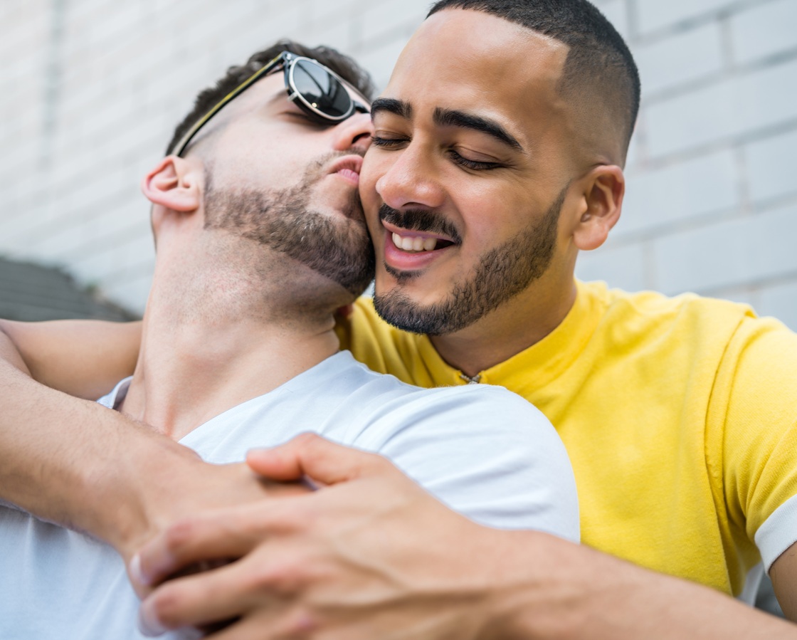 gay sygar daddy meet in the uk