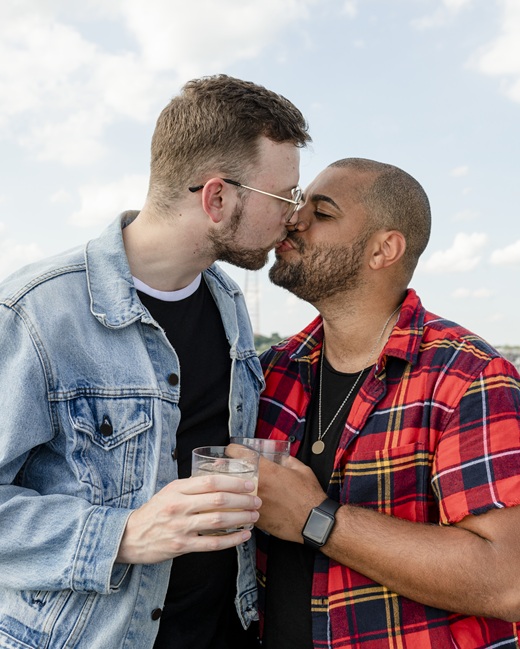 gay sugar daddy dating UK